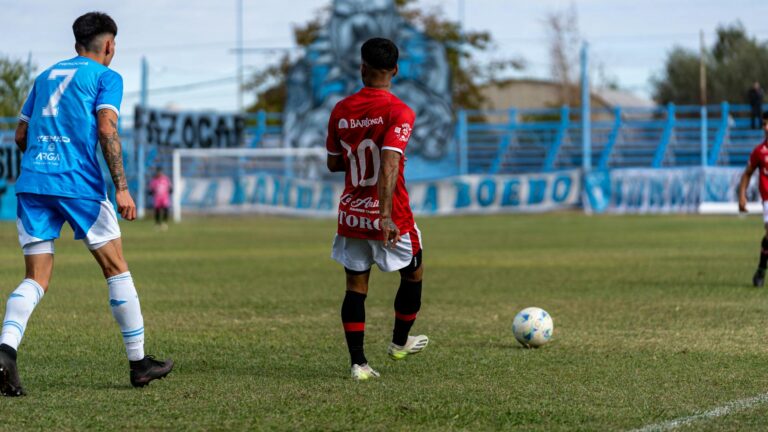 Funções defensivas no futebol além dos desarmes: uma análise aprofundada