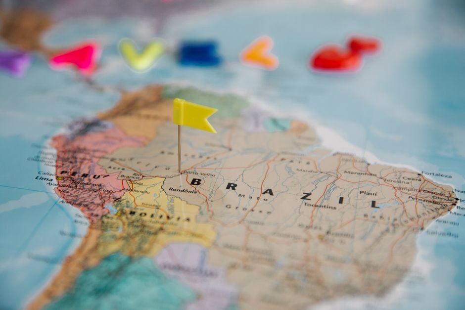 Como os estados se dividem em regiões